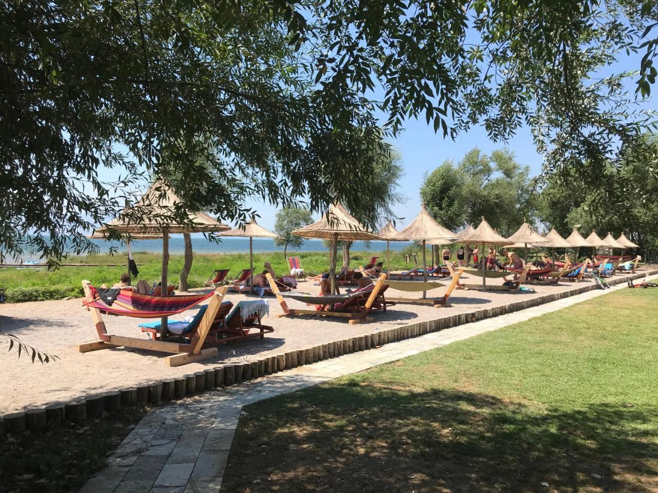 Lake Shkodra Resort Grilë Екстериор снимка
